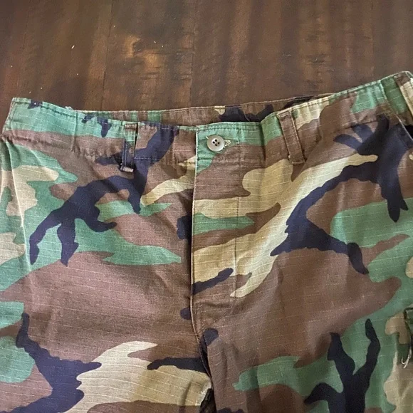 AUTHENTIC CAMO PANTS - Picture 2 of 8